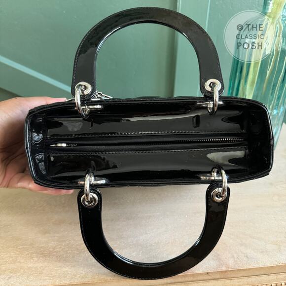 ❌SOLD❌ EUC Christian Dior Lady Patent Medium Black Silver Crossbody Bag 2017 - Picture 11 of 16